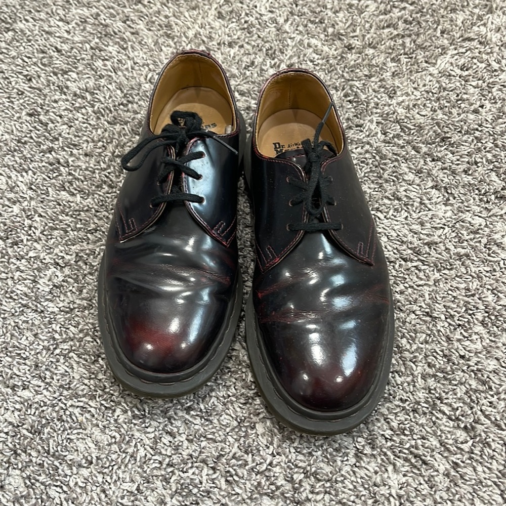 Lightly worn cherry black docs!!